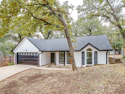 155 Ann Ct, Azle, TX, 76020