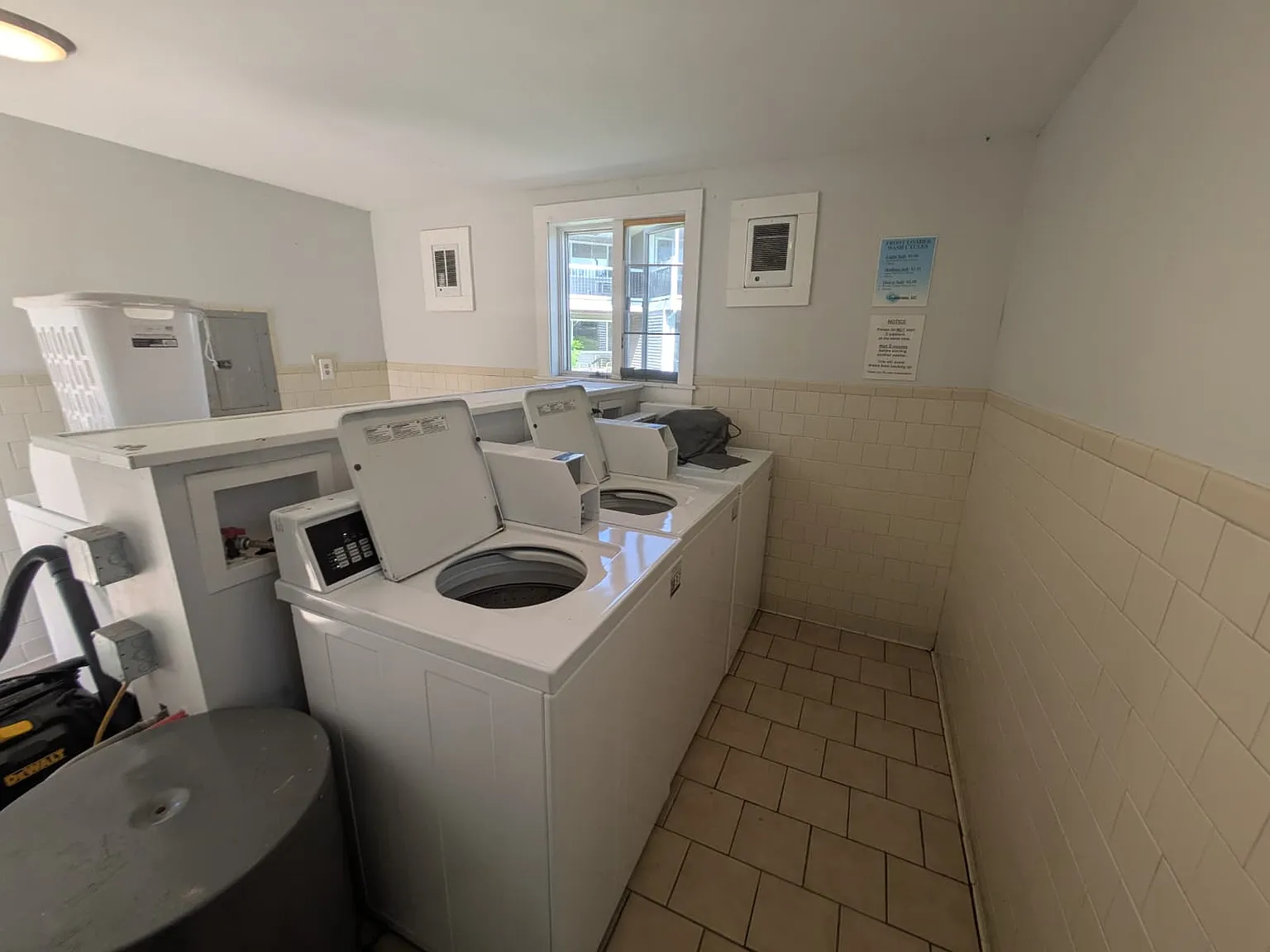 Studio, $1,350 — Photo 4