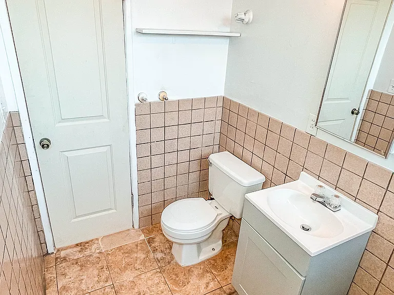 2105 Del Amo Way — Photo 12