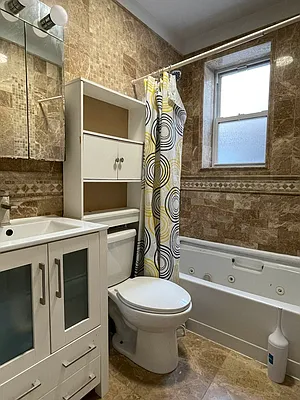 Rented by Hagstrom Management Inc | media 5