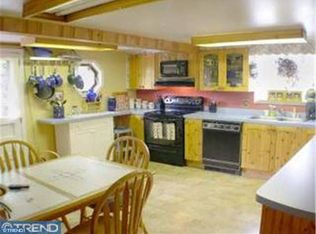 530 Fairview Rd, Glassboro, NJ 08028