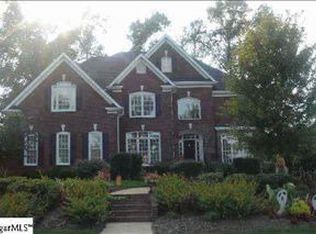 12 Lauriston Pl, Greer, SC 29650