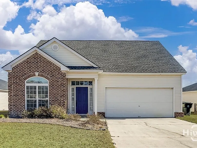 105 Archwood Dr — Photo 1