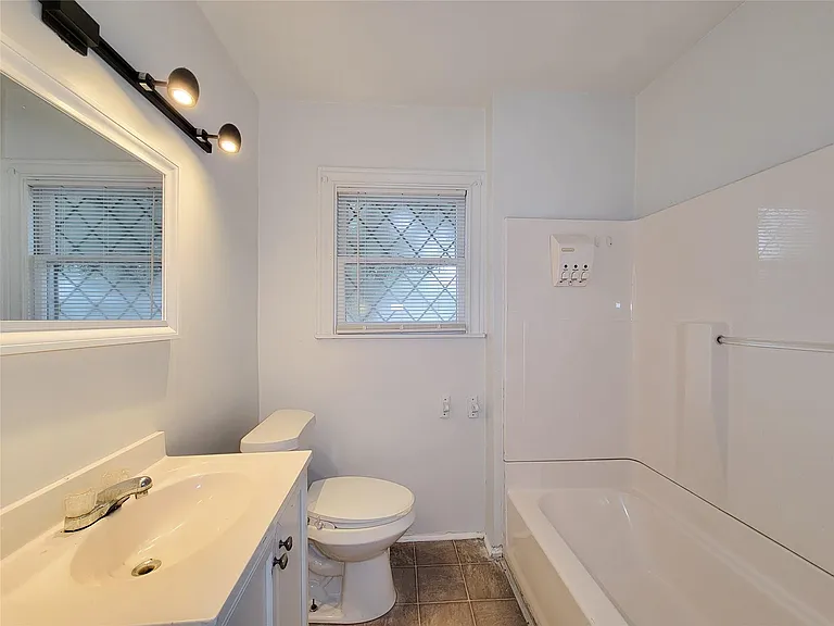 2816 Elser St — Photo 24
