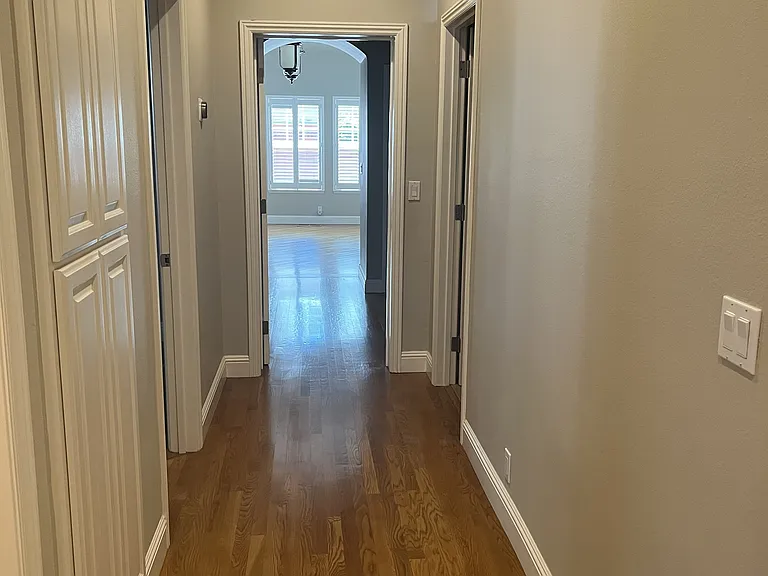 1078 Byerley Ave — Photo 15