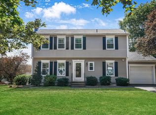 62 Shawna St, Fitchburg, MA 01420