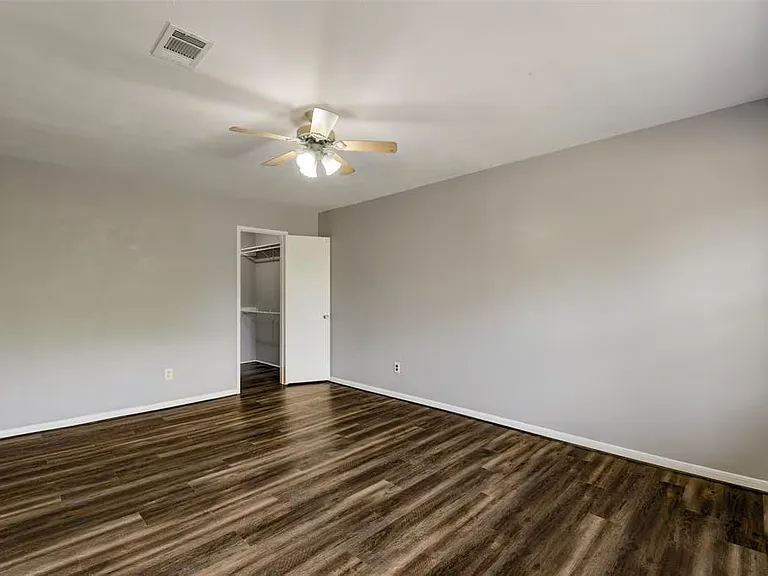 10107 Sand Pass Ln — Photo 12