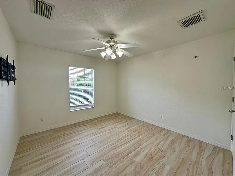 271 Campinas St — Photo 22