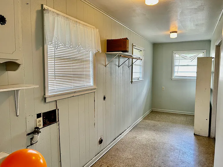 1412 Rose St — Photo 25