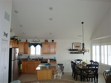 4th image of 5522 Simpson Ave