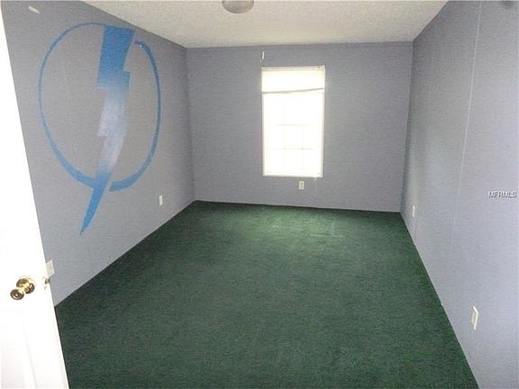 4th image of 5049 Janes Dr