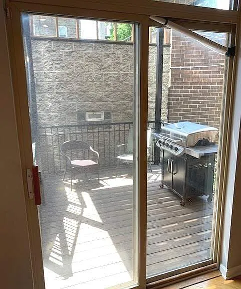 1327 W Walton St #2 — Photo 11