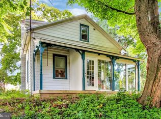 30 Thaddeus Ln, Reading, PA 19606