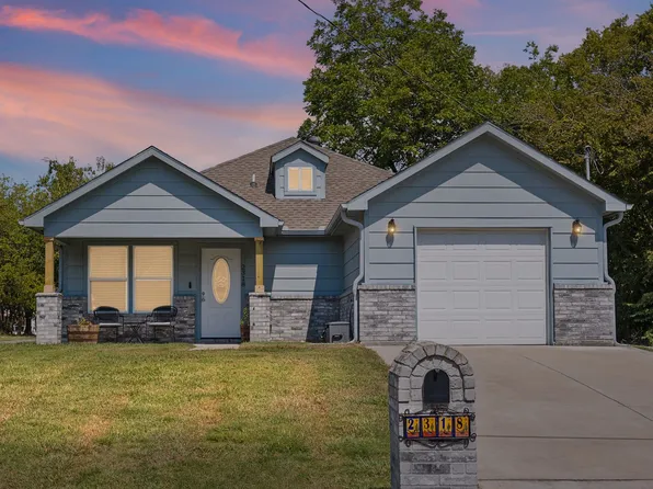 2318 Henry St, Greenville, TX 75401