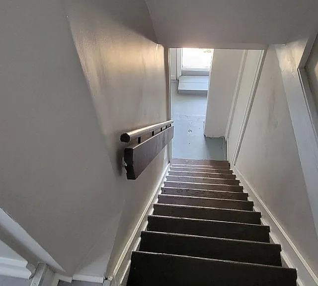 135 Byron St #2 — Photo 20