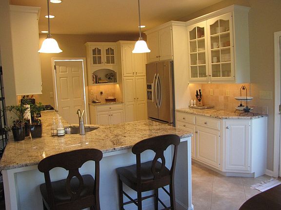 Beautifully Updated Kitchen