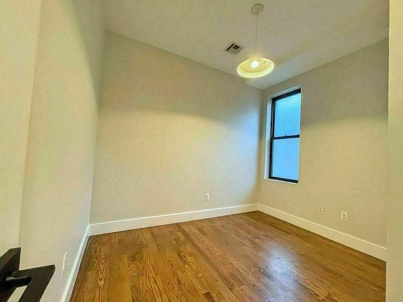 5th image of 291 Stockholm St #2AA