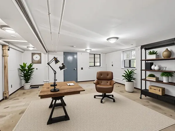 61-12 Main Street image 12 of 31