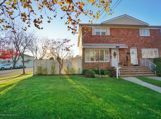 452 Elverton Ave, Staten Island, NY 10308