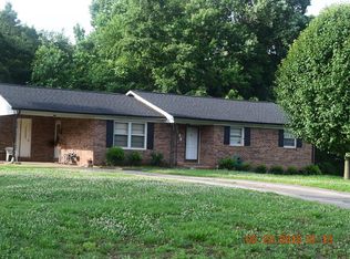 106 Rockman Rd, Grover, NC 28073