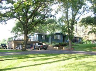 15108 Kishwaukee Valley Rd, Woodstock, IL 60098