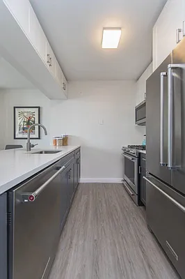 Rented by Greystar | media 20