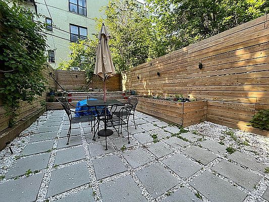 2nd image of 293 Mac Dougal St #2