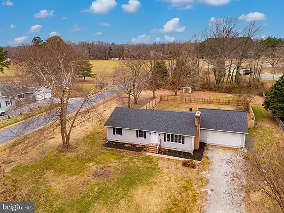 3rd image of 101 Pigpen Point Rd