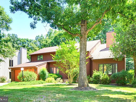 2nd image of 6181 Wooded Run Dr