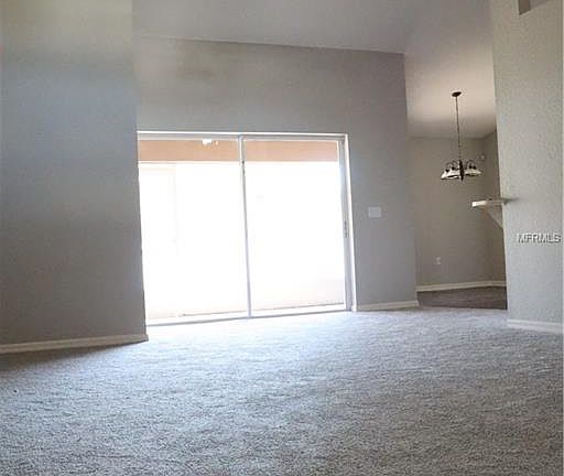 5th image of 1324 Laurel Glen Dr