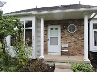 9 Dewitt Clinton Ln, Rochester, NY 14606