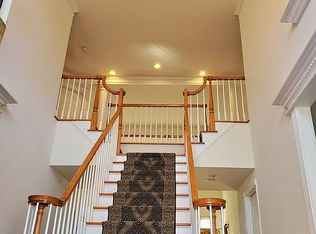 24 Hampton Ct, Bellingham, MA 02019