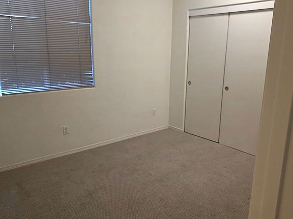 5th image of 5264 NE 121st Ave APT E-25