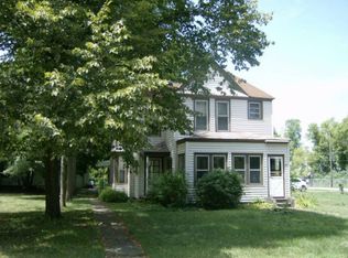 705 1st St, St Paul Park, MN 55071