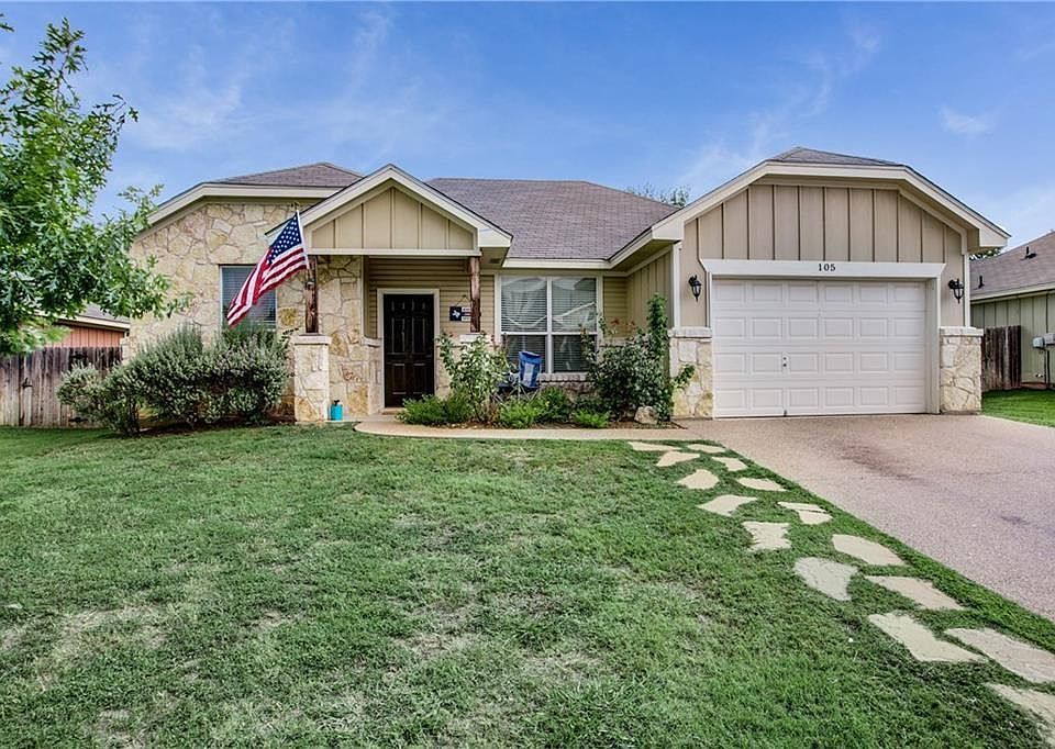 1st image of 105 Flat Creek Dr