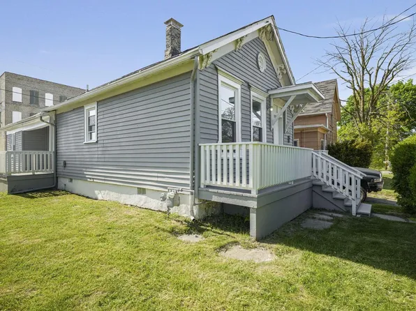 944 Peck AVENUE, Racine, WI 53404