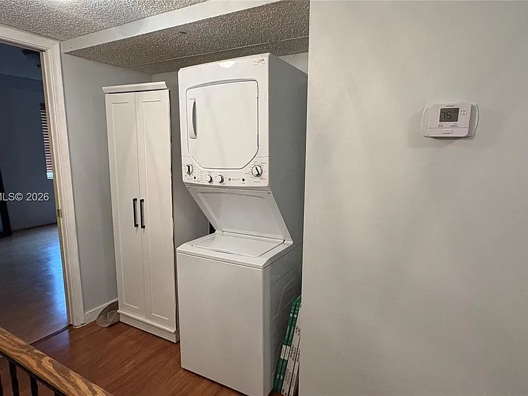808 NE 27th Ave #808 — Photo 15