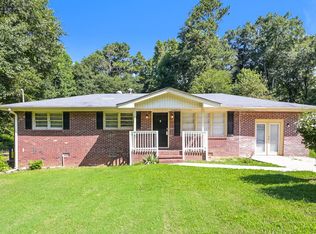 43 Pool Cir, Auburn, GA 30011