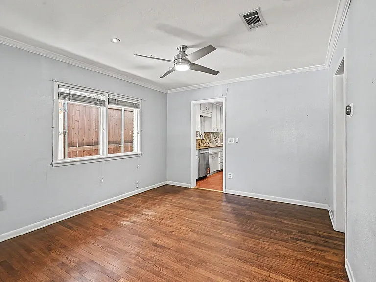 4012 W 6th St — Photo 11
