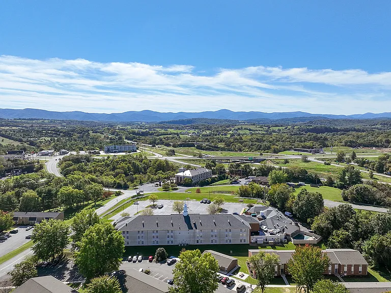 Lexington-Springs-Apartments