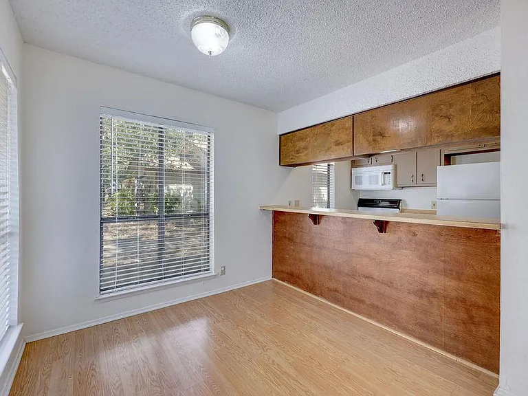 5619 Clay Ave #B — Photo 11