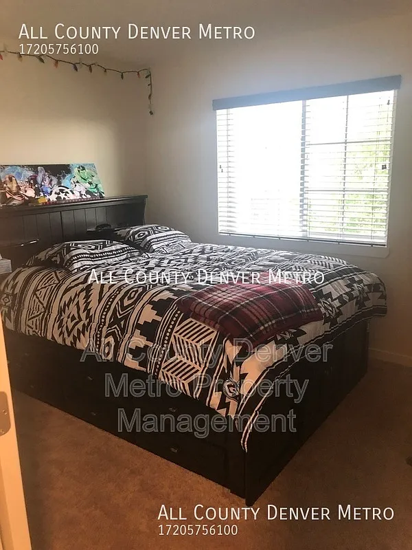 2 bed, 2.5 bath, 1864 sqft, $2,235 — Photo 4