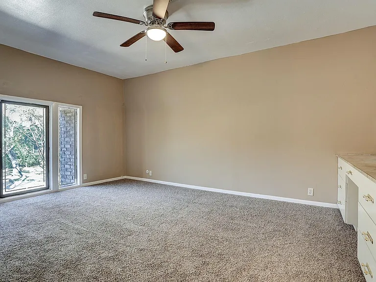 5203 Braesvalley Dr — Photo 22