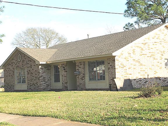 3rd image of 3403 Dalmatian Dr