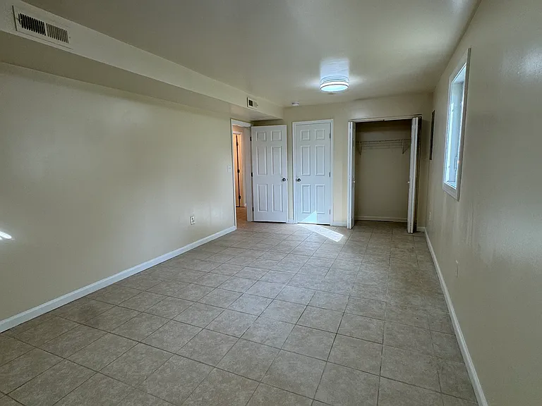 106 Bryant Rd — Photo 23