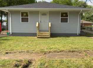 820 E 41st Ave, Gary, IN 46409
