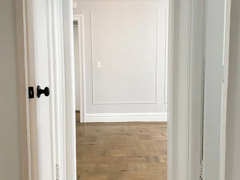 28-25 34th St #43 — Photo 10