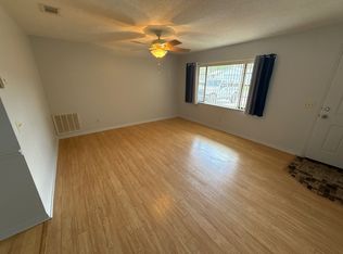 8215 W Cecil Ln, Homosassa, FL 34446