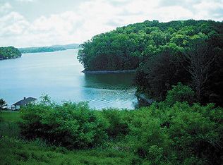 633 Parks Ferry Rd, Friendsville, TN 37737