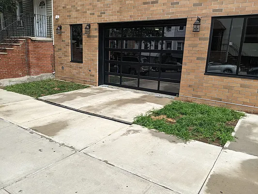 Sold by ALG NY Management, LLC. | media 3